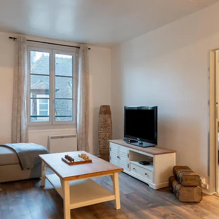 Au Coeur De Apartment